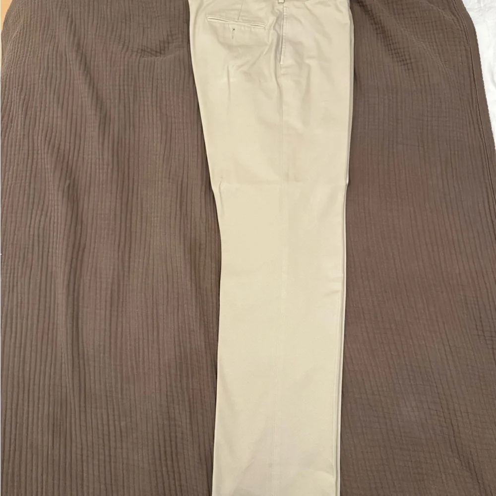 Men's Classic Khaki Dress Pants - Picture 2 of 5